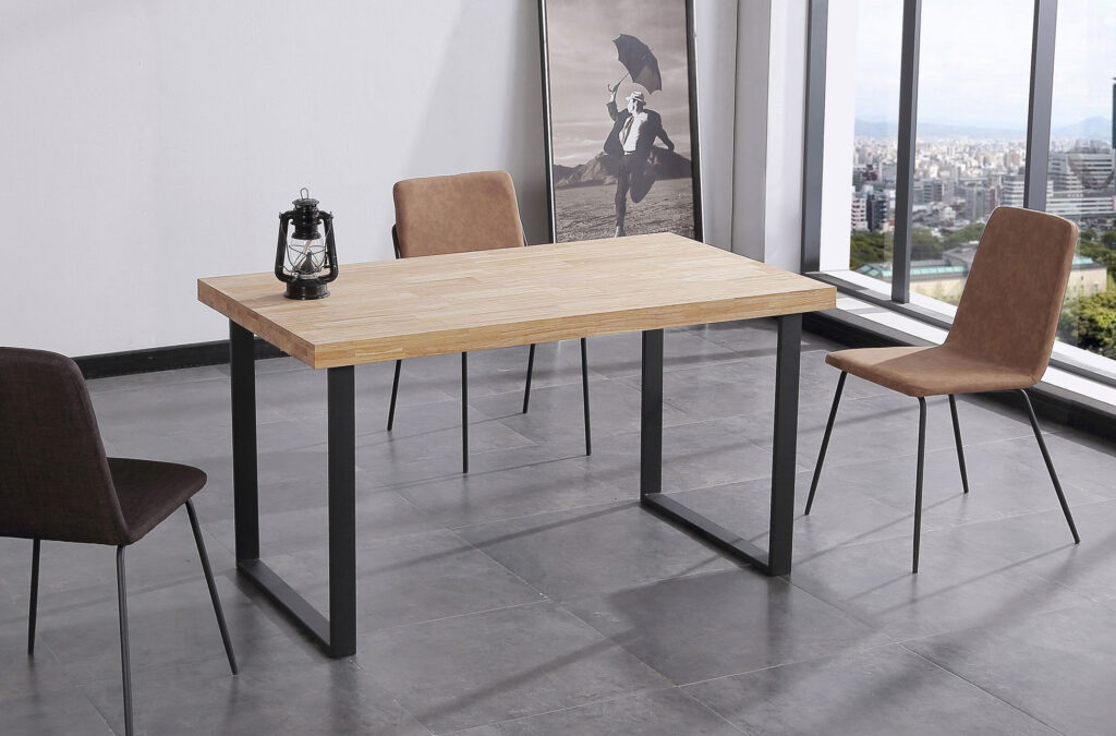 Mesa comedor fija natural roble Nordish / negro