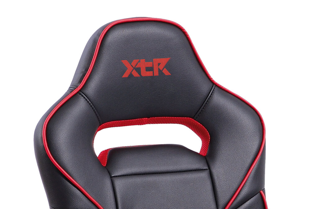Sillón giratorio Xtr Junior símil piel negro – Detalles en Rojo