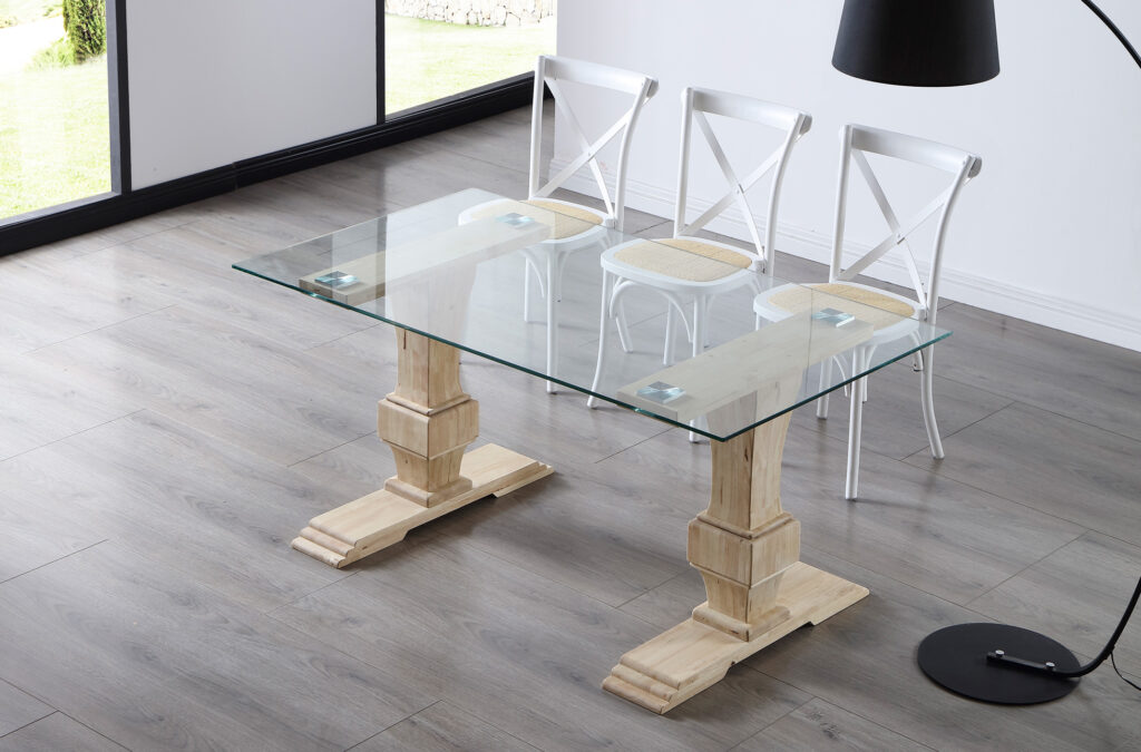 Mesa comedor Versalles cristal / Nordish