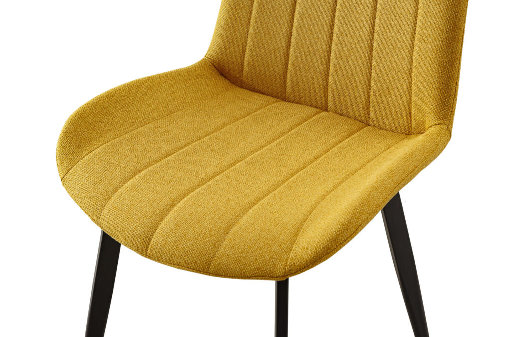 Silla de comedor Sophie en tejido mostaza