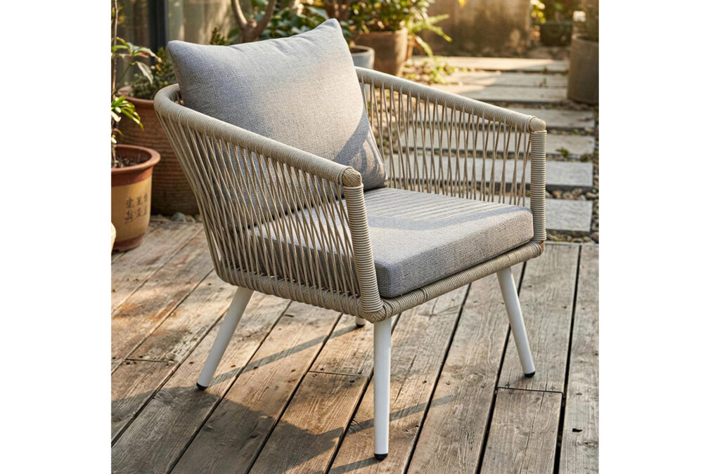 Conjunto de exterior Tirreno en aluminio y rattan gris