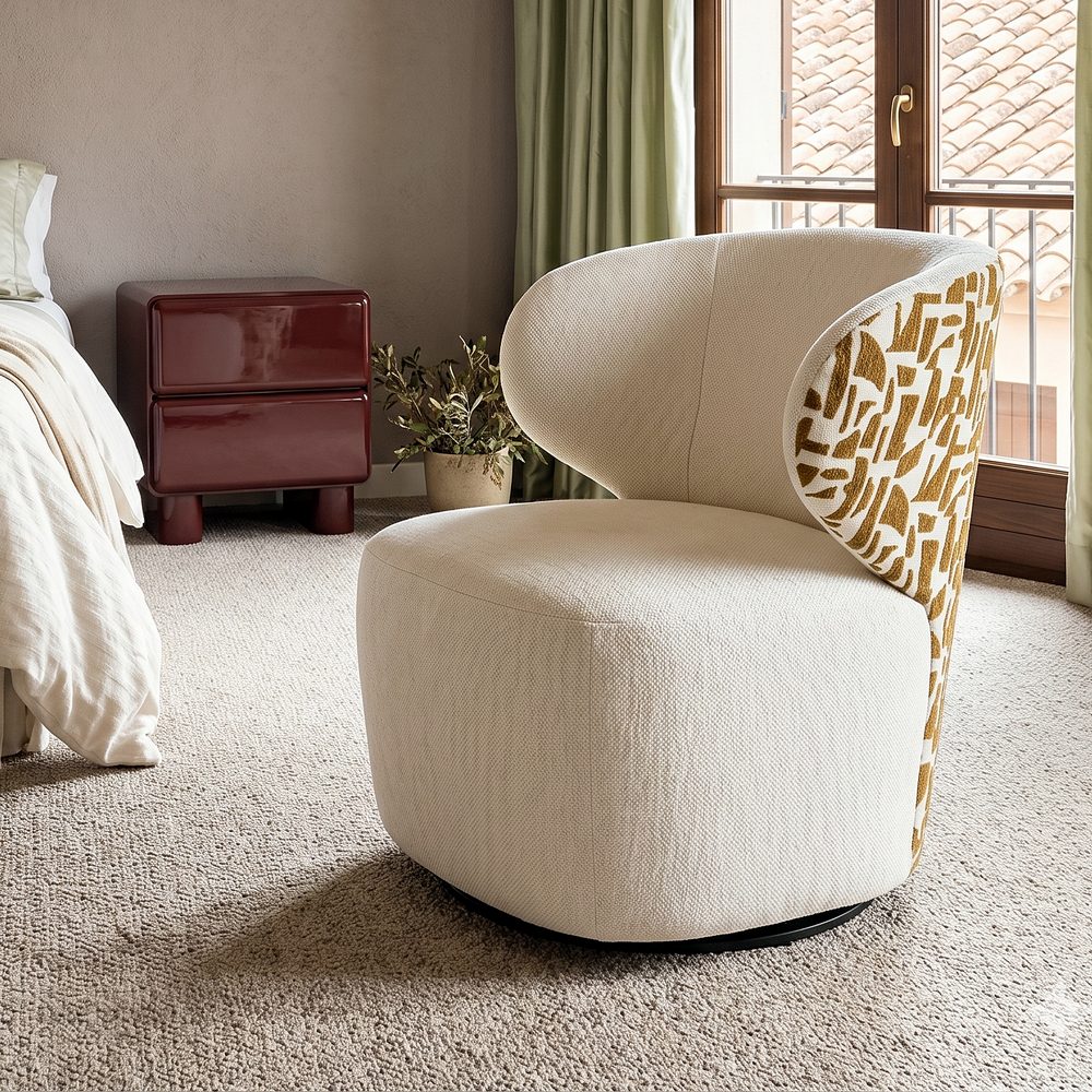 Sillón bitejido crema y ocre tejido y madera